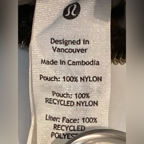 Lululemon Athletica Olive Green Key & Card HolderWristlet Clip On - Picture 4 of 6